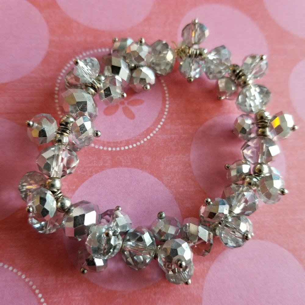 Sparkly bracelet silver beads cha cha elastic